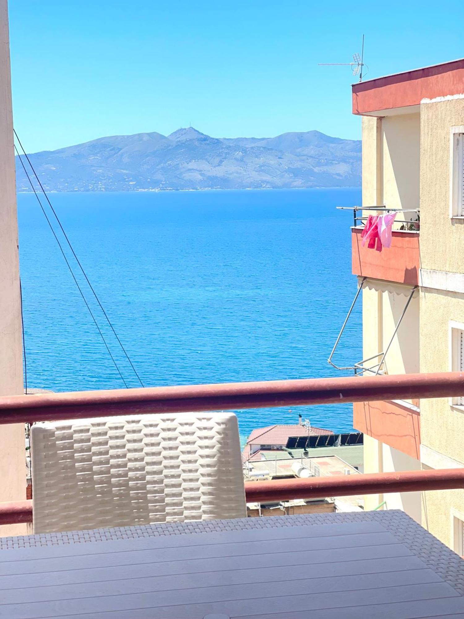 Ernest Apartments Sarandë Exterior foto