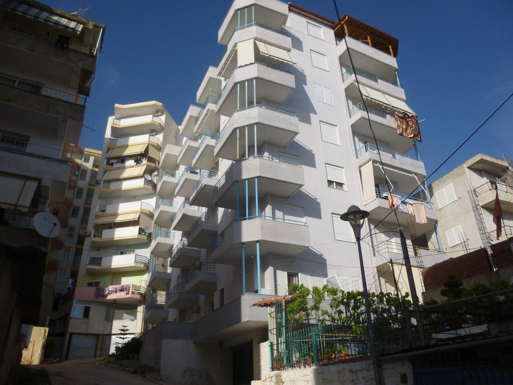 Ernest Apartments Sarandë Exterior foto